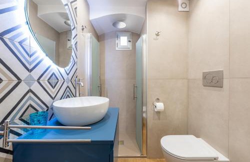 Municipio 2 Apartment | David Pretty Loft near Central Station Casatuabari