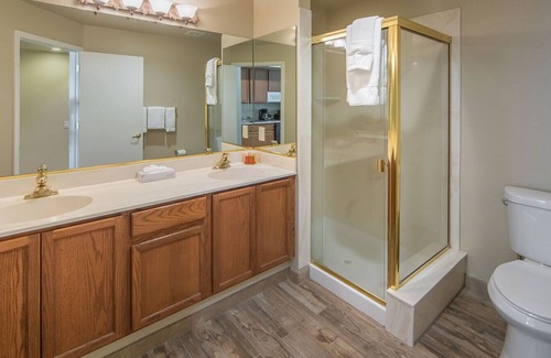 Genoa Condo | David Walley's Resort, studio unit, Sunday check-in