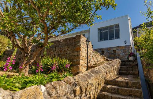 St. James House | Davley House, St James Kalk Bay