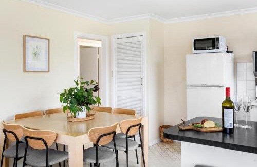 Bonnie Doon House | Dawn Cove