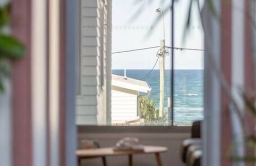 Currumbin Apartment | Daybreak Loft Summary