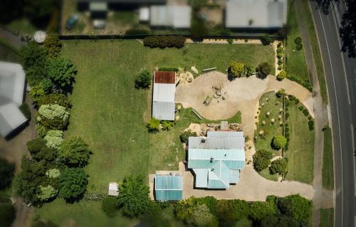 Daylesford House | Daylesford Getaway - Big Garden, Close To Town