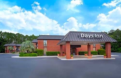 Statesboro Hotel | Days Inn by Wyndham Statesboro
