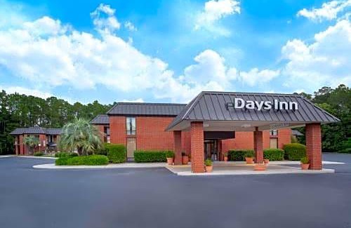 Statesboro Hotel | Days Inn by Wyndham Statesboro