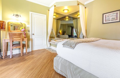 Berthierville Hotel | Days Inn by Wyndham Berthierville