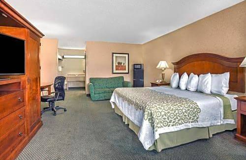 Klamath Falls Hotel | Days Inn by Wyndham Klamath Falls