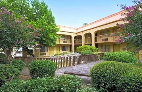 Southaven Hotel | Days Inn by Wyndham Southaven MS
