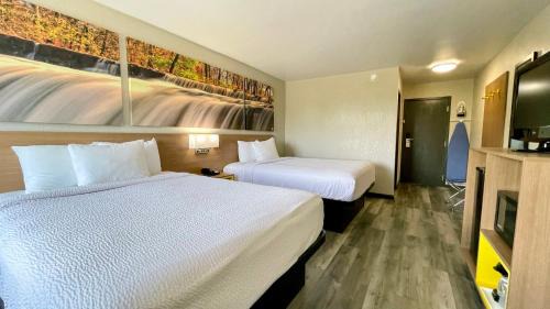 Columbus Hotel | Days Inn by Wyndham Columbus IN
