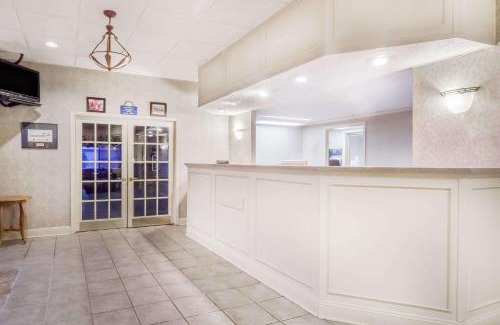 Dover Hotel | Days Inn by Wyndham Dover Downtown