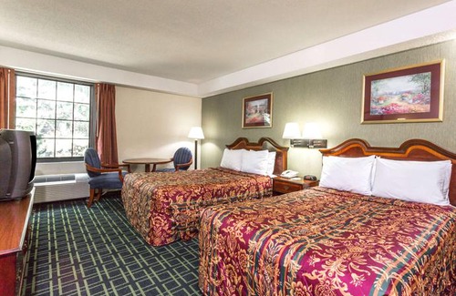 Dumfries Hotel | Days Inn by Wyndham Dumfries Quantico