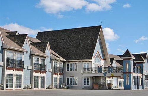 Saint-Basile Hotel | Days Inn by Wyndham Edmundston