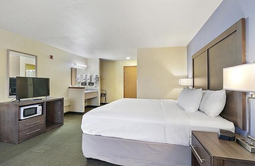 Ellensburg Hotel | Days Inn by Wyndham Ellensburg Conference Center