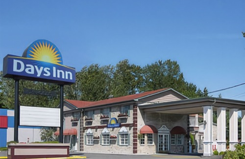 Murphys Corner Hotel | Days Inn by Wyndham Everett
