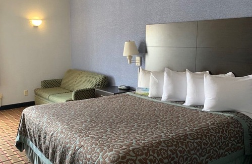 Glen Allen Hotel | Days Inn by Wyndham Glen Allen/Richmond North