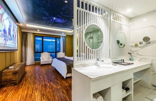 Xihu Hotel | Days Inn by Wyndham Hangzhou Zhuantang