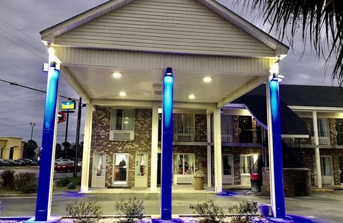 Manning Hotel | Days Inn by Wyndham Manning