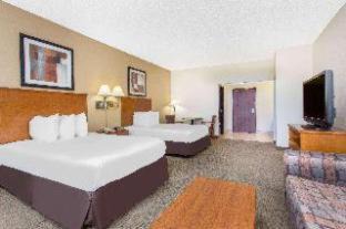 Phenix City Hotel | Days Inn By Wyndham Phenix City Near Fort Moore