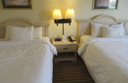 Plainfield Hotel | Days Inn by Wyndham Plainfield
