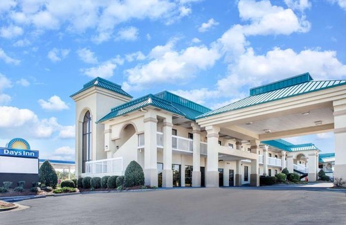 St. Pauls Hotel | Days Inn by Wyndham Saint Pauls