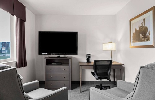 Steinbach Hotel | Days Inn by Wyndham Steinbach