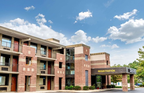 Vineland Hotel | Days Inn by Wyndham Vineland