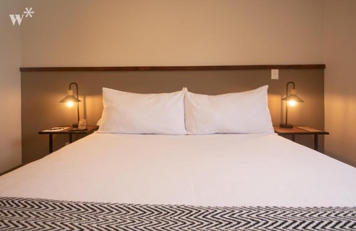 San Isidro Centro Financiero Apartment | Dazzling 1BR in San Isidro