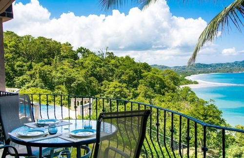 Playa Flamingo Condo | Dazzling ocean views from a bluff in Flamingo - magnificent inside and out