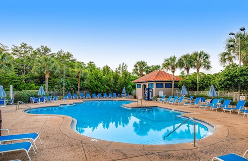Sandestin Apartment | Dazzling studio with Gulf and nature views, shared pool and hot tub