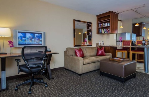 Dupont Circle House | DC Group Vacay! 4 Family-friendly Units with Full Kitchens, Pets Allowed
