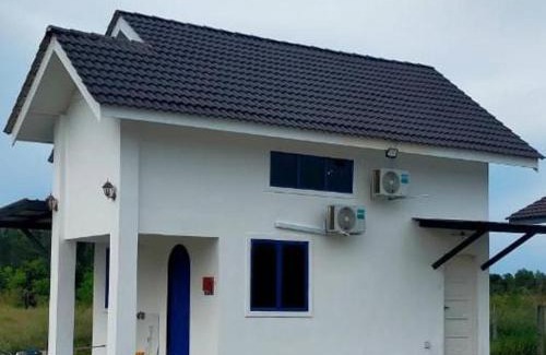 Kampung Gong Kempas House | De'5 Tiny House , Besut