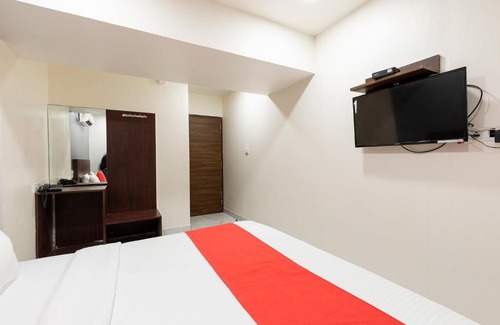 Andheri West Hotel | De Classico Hotel Mhada
