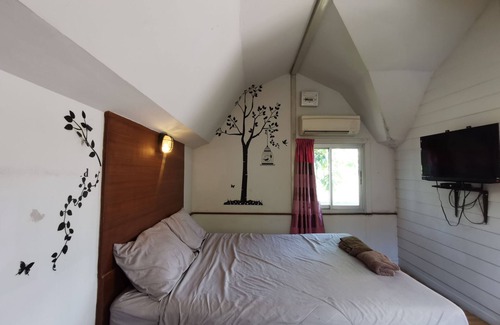 Si Racha Hotel | De Coco House