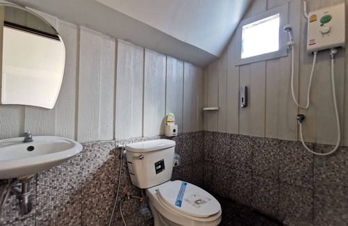 Si Racha Hotel | De Coco House