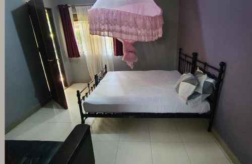 Entebbe Apartment | De cottages Garuga road