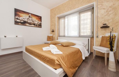 Cinecitta House | De Guestibus