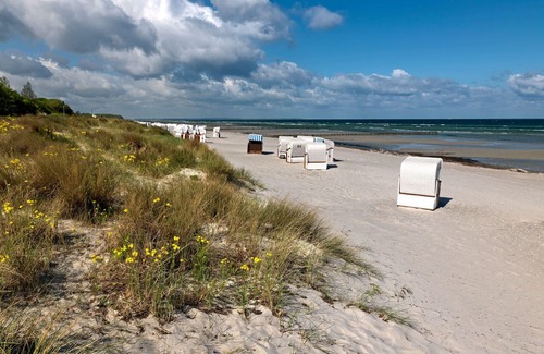 Am Schwarzen Busch Apartment | App. Strandjuwel - Here you can make your holiday at its best!