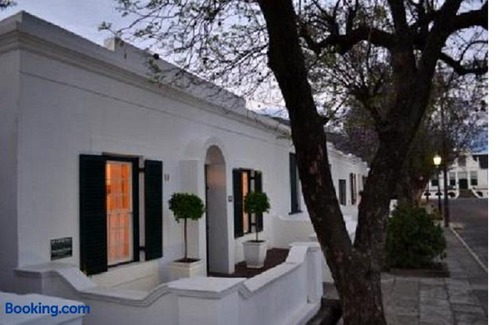 Graaff-Reinet Apartment | De Kothuize 10