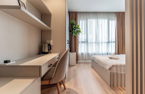 District 4 Apartment | DE LA SOL Premier Residence