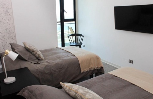 Historical District Apartment | De Lujo 2D2B, Estacionamiento Terraza vista al Mar Servicio HOM