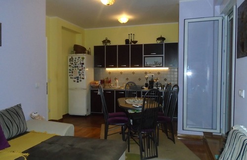 Vozdovac Apartment | De Luxe Double room A/C with huge terrace