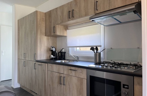 Scherpenisse House | De Noordzee by Interhome