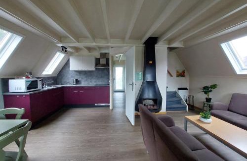 Gramsbergen Resort | De Vecht, 124 - centraal gelegen aan vijver