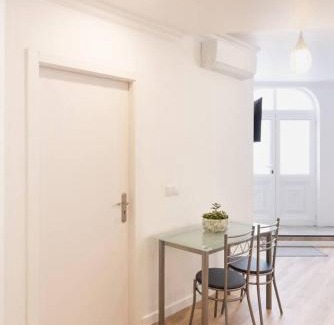 Machico House | Debbie & Cris House by Mth