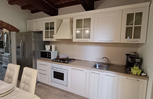 Le Piazze House | Debora's House, apartment in residence with shared pool