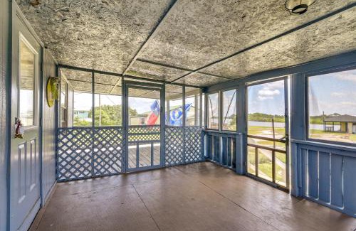 Freeport House | Deck and Fenced-In Yard Texas Escape!