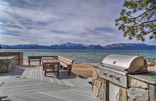 Elk Point Cottage | Deck & Beach Access: Lake Tahoe Shoreside Retreat!