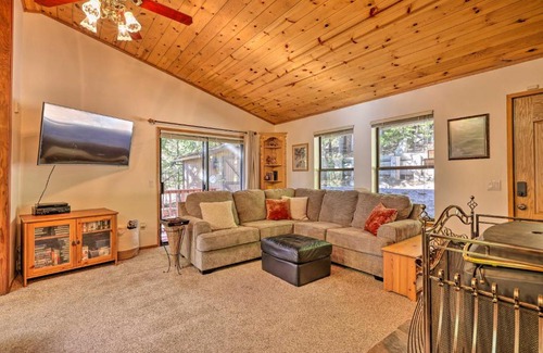 Twain Harte House | Deck with Forest Views Quiet Twain Harte Cabin!