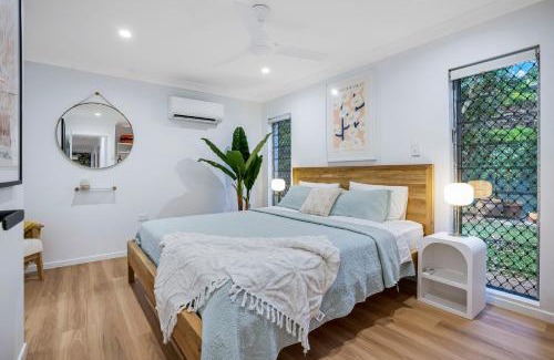 Mooroobool House | Deco View Family Oasis in Cairns