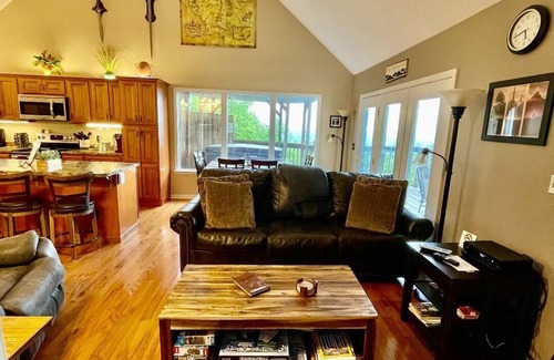 Chalet Village Ski Chalet | Decorated Lord of Rings Theme. View all year round. 3 Miles from Gatlinburg.