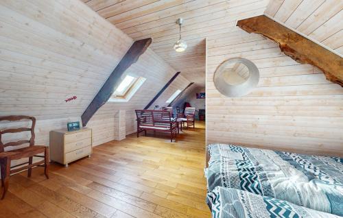 Loguivy House | deep blue